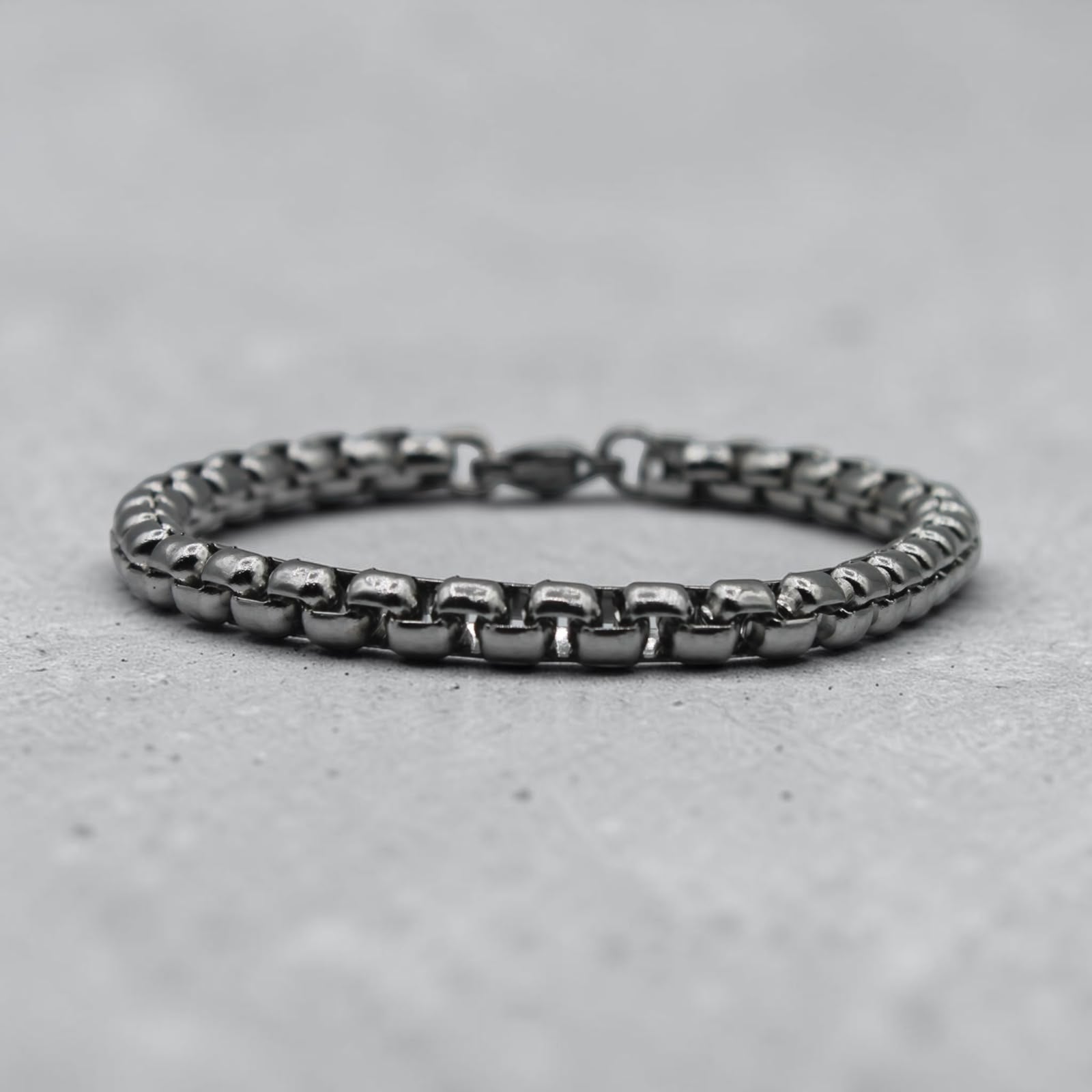 Box Chain Bracelet — Polished Silver, angled view 1