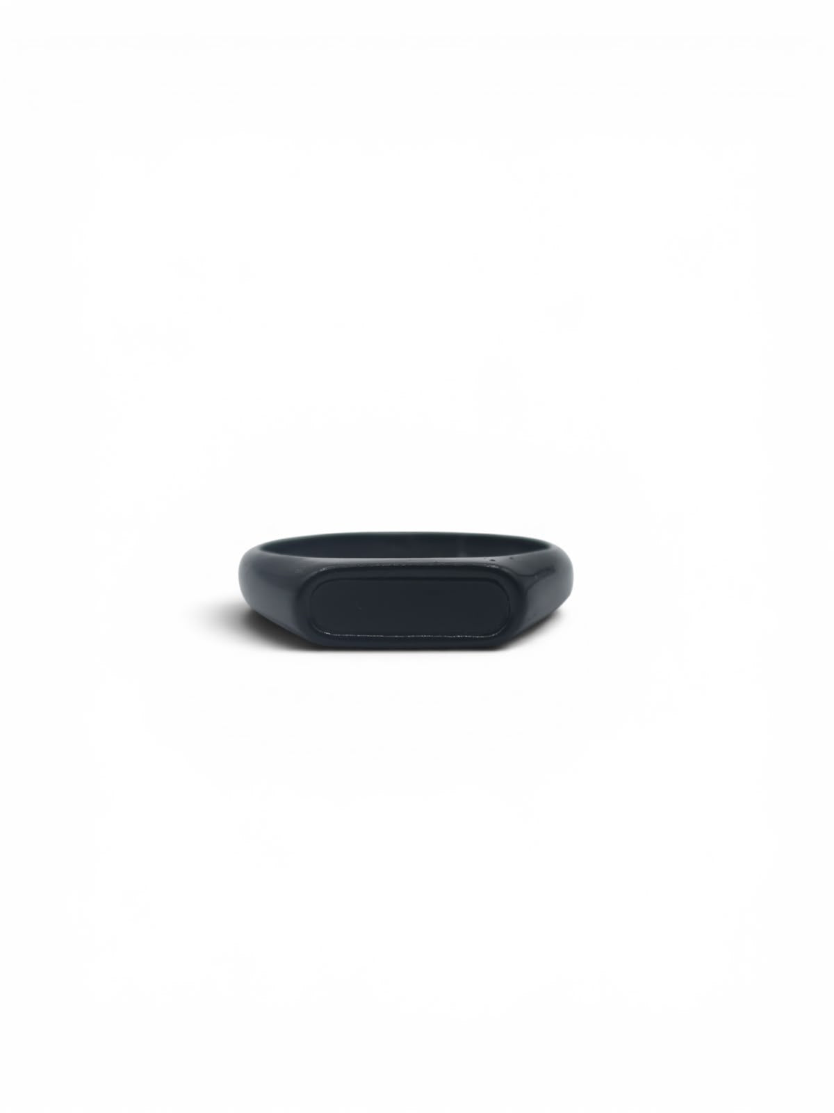 Oval Signet Ring — Matte Black, additional angle